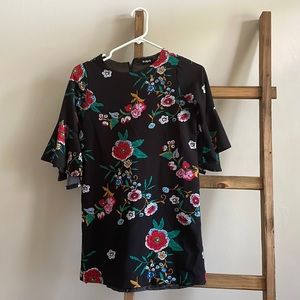 Kidpik floral dress. Size 12